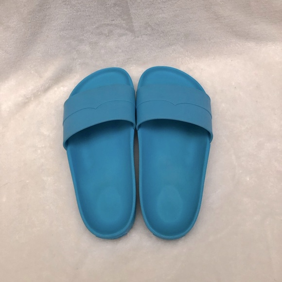 Hunter Pool Slides - Picture 2 of 5